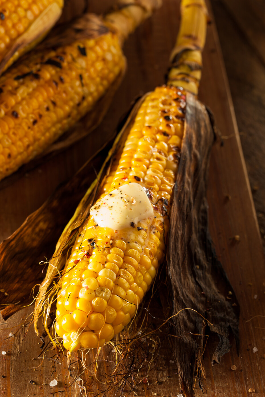 Grilled Corn On The Cob With Salt And Butter