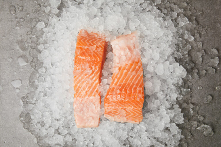 How To Defrost and Thaw Salmon