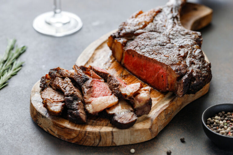 Tomahawk Steak Vs Ribeye Which Is Better 