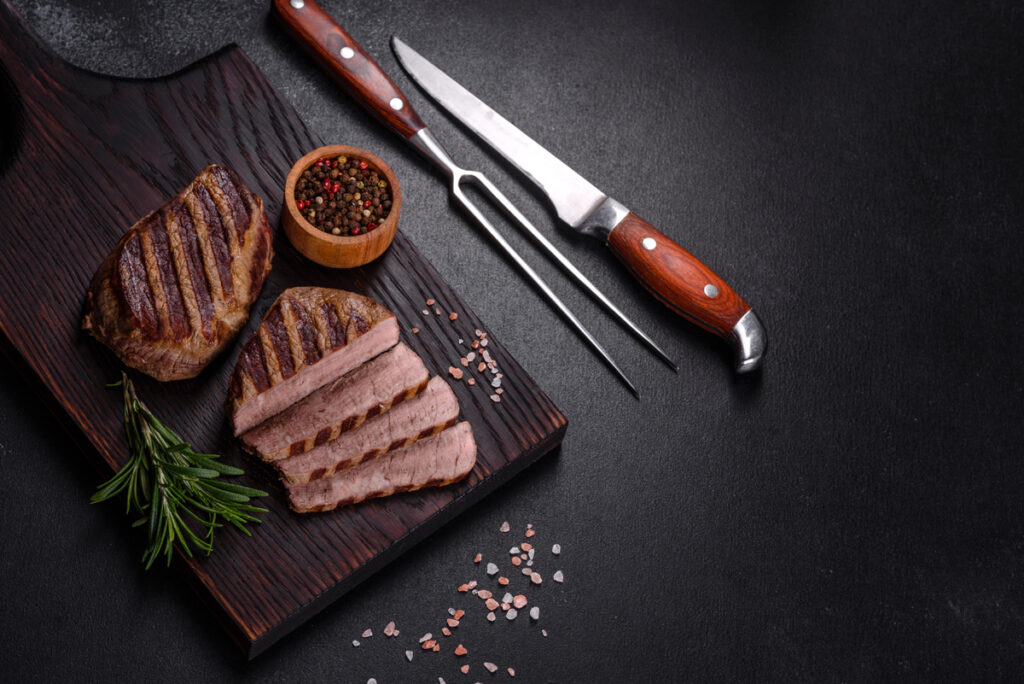 How Long Can Cooked Beef Sit Out