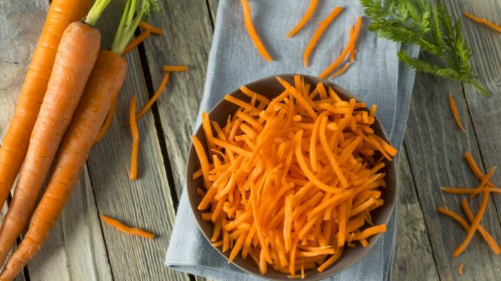 How to Shred Carrots