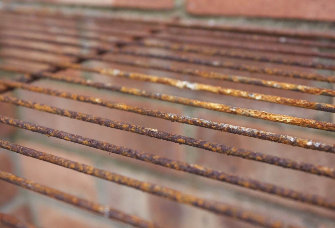 Is It Safe To Cook on a Rusty Grill?