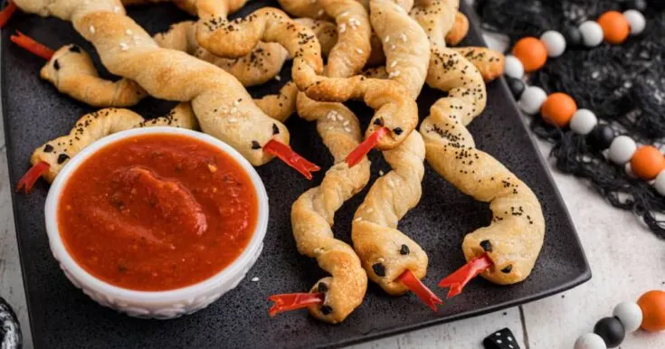 Breadstick Rattlers Fb.jpg