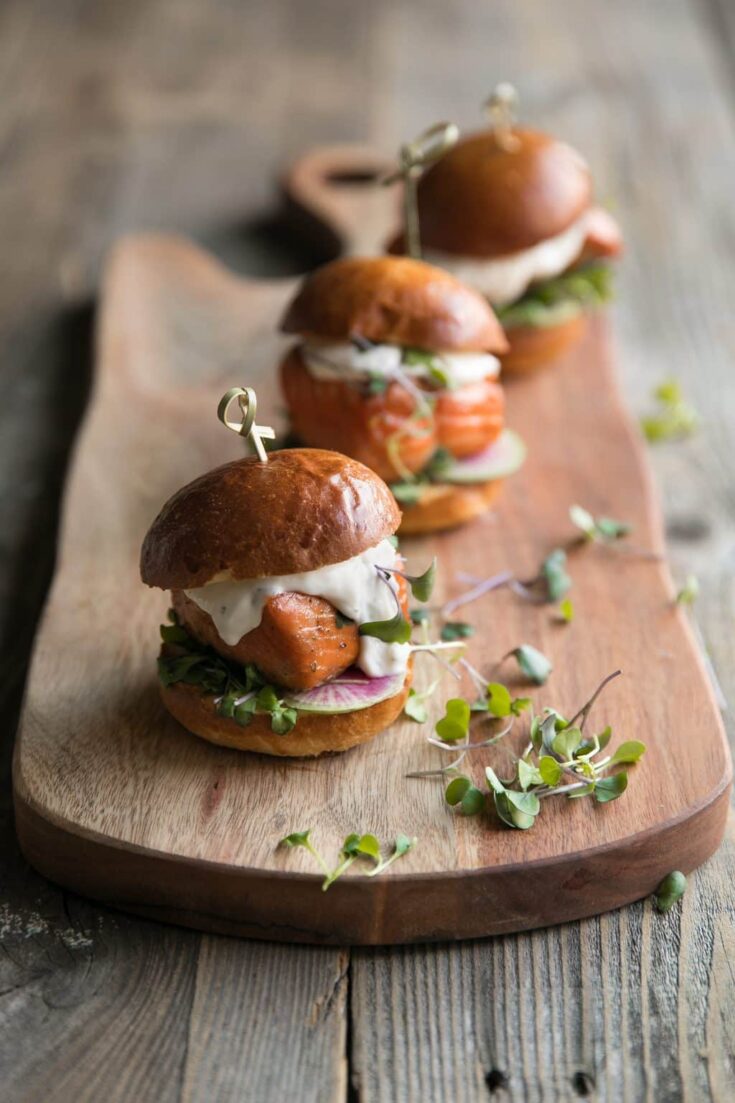 Grilled Salmon Burgers With Garlic Lemon Aioli 16.jpg