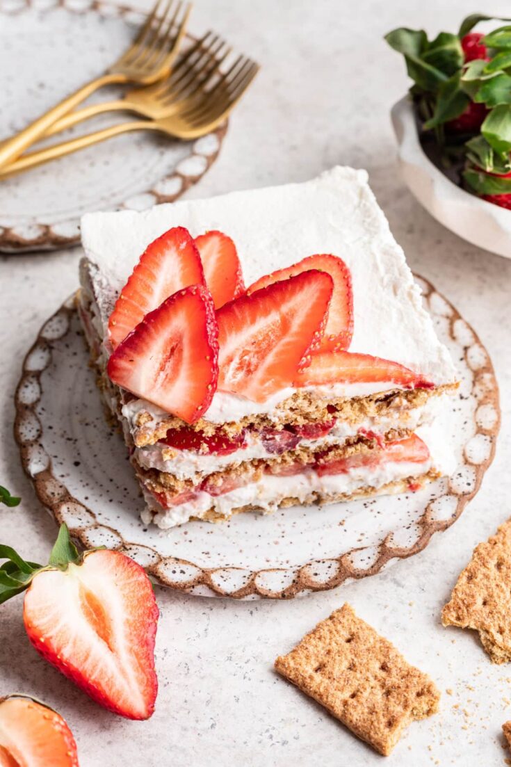 Strawberry Icebox Cake 13 1200.jpg