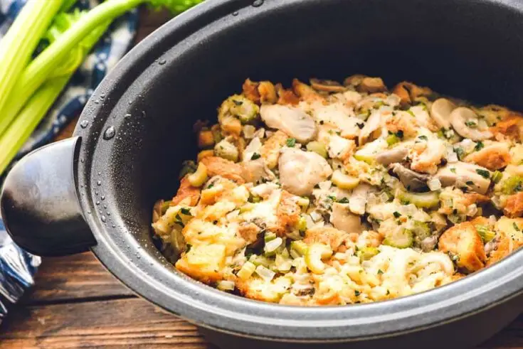 Slow Cooker Stuffing 2.jpg