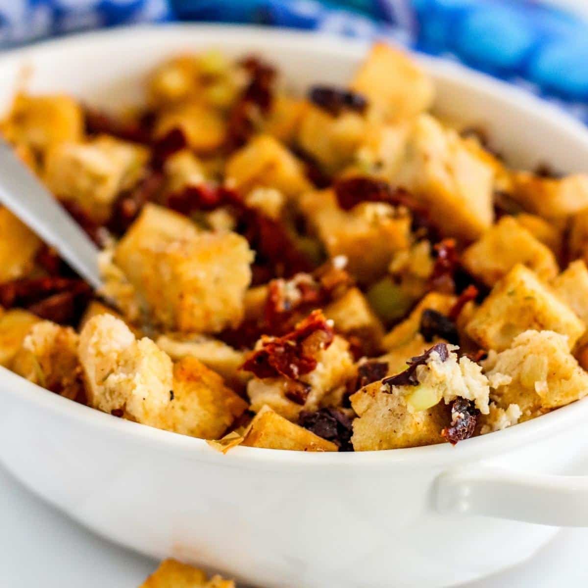 Sourdough Stuffing Fi 1200.jpg